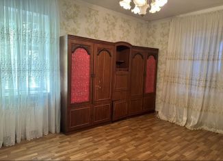 Сдается в аренду двухкомнатная квартира, 70 м2, Пятигорск, Оранжерейный проезд, 9