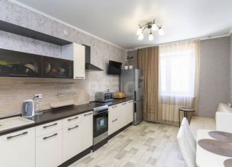 Продается 1-комнатная квартира, 45.5 м2, Тюмень, улица Энергостроителей, 20к1, ЖК Вершины