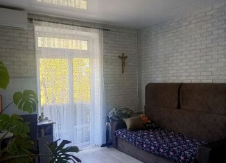 Продаю двухкомнатную квартиру, 56 м2, Керчь, улица Ленина, 28