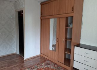 Сдаю 1-ком. квартиру, 30 м2, Кемеровская область, Приморская улица, 19