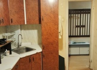 Трехкомнатная квартира на продажу, 63.5 м2, Чебоксары, улица Фридриха Энгельса, 3