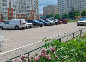 Продажа 2-ком. квартиры, 61.4 м2, Орёл, Планерная улица, 73