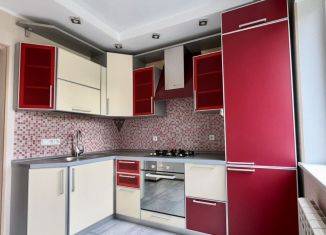 Продается двухкомнатная квартира, 51 м2, Саратов, Электронная улица, 13