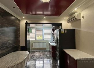 Продаю многокомнатную квартиру, 130 м2, Кабардино-Балкария, улица Хмельницкого