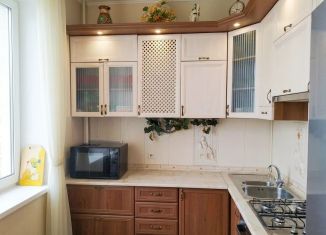 Продается 2-ком. квартира, 68.7 м2, Симферополь, улица Гоголя, 100А