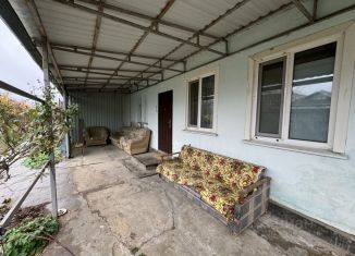 Сдается в аренду дом, 60 м2, Адыгея, улица Х.М. Совмена, 88/1