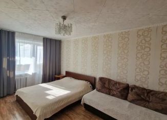Сдаю в аренду 1-ком. квартиру, 30 м2, Магнитогорск, улица Грязнова, 1