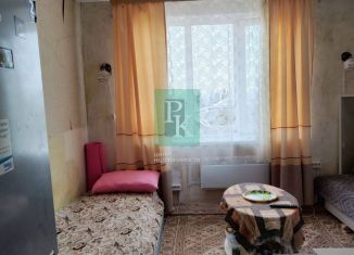 Продаю комнату, 12 м2, Севастополь, улица Аллы Оношко, 48