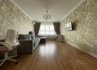 Продается трехкомнатная квартира, 75 м2, Нальчик, улица Хмельницкого, район Аэропорт