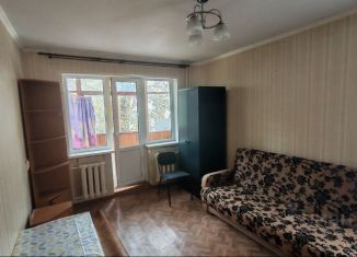 Продаю 1-ком. квартиру, 30.7 м2, Московская область, посёлок городского типа Калининец, 21