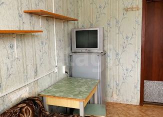 Сдается комната, 12 м2, Псков, улица Карла Маркса, 43