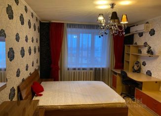 Сдается 3-ком. квартира, 100 м2, Республика Башкортостан, улица 8 Марта, 19