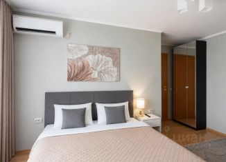 Сдается в аренду 1-ком. квартира, 35 м2, Москва, Докучаев переулок, 2, ЦАО