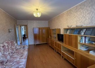 Продажа 2-комнатной квартиры, 48.5 м2, Северодвинск, улица Карла Маркса, 35