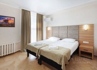 Сдам в аренду комнату, 10 м2, Ессентуки, улица Карла Маркса, 26