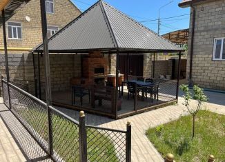Сдаю в аренду комнату, 40 м2, Дагестан, улица Гуручай, 2