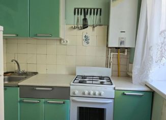 Продается двухкомнатная квартира, 41 м2, Луховицы, улица Гайдара, 3