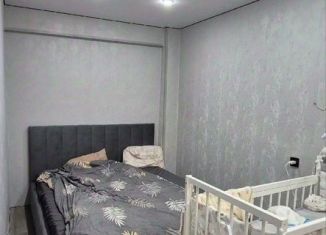 Продам двухкомнатную квартиру, 42 м2, Гатчина, улица Хохлова, 5