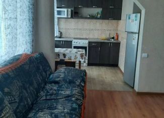Сдаю трехкомнатную квартиру, 56 м2, Красноярский край, улица 40 лет Октября, 31/1
