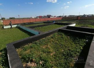 Продаю участок, 10 сот., Тюменская область, улица Генерала Уварова