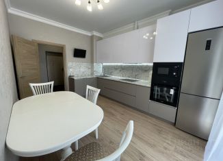 Продается 2-комнатная квартира, 72.1 м2, Республика Башкортостан, улица Гоголя, 29