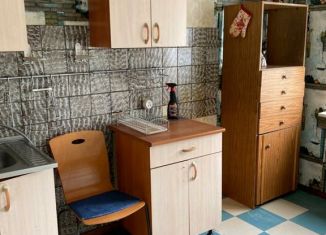 Трехкомнатная квартира в аренду, 65 м2, Новосибирск, улица Кочубея, 5