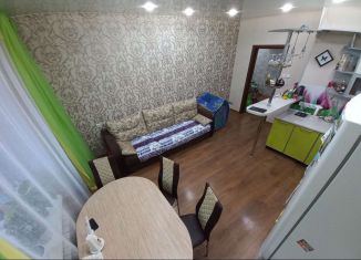 Продается 2-ком. квартира, 53 м2, Черемхово, улица Декабрьских Событий, 32А