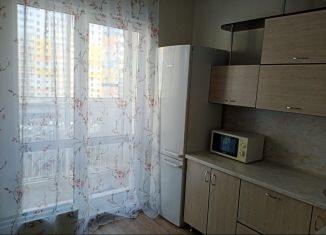 Сдается однокомнатная квартира, 40 м2, Новосибирск, улица Ясный Берег, 5, ЖК Венеция