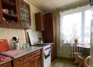 3-ком. квартира на продажу, 56 м2, поселок городского типа Долгое, улица Калинина, 39