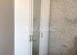 Продаю 2-ком. квартиру, 72 м2, Симферополь, Камская улица, 31, ЖК Московский