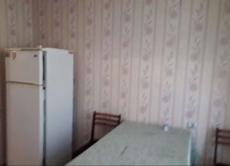 Сдам однокомнатную квартиру, 36 м2, поселок городского типа Солнечнодольск, Набережная улица, 8