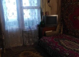 Продам 3-комнатную квартиру, 56.4 м2, Новозыбков, Первомайская улица, 95
