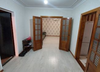 Сдача в аренду двухкомнатной квартиры, 65 м2, Дагестан, улица Абубакарова, 69