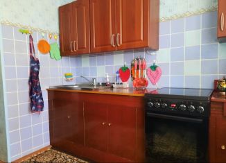 Продажа трехкомнатной квартиры, 56.6 м2, посёлок городского типа Новорайчихинск, Поярковская улица, 6