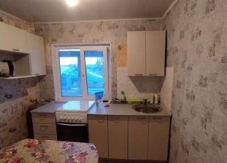 Продам 2-ком. квартиру, 50 м2, Чебаркуль, улица Елагина, 355