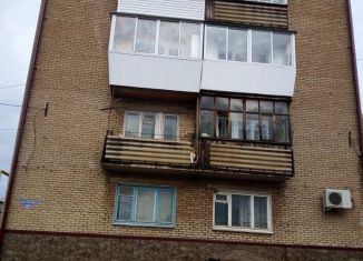 Продам 4-комнатную квартиру, 60.6 м2, Бакал, улица Пугачёва
