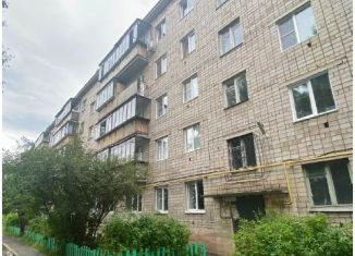 Продается 3-комнатная квартира, 61.4 м2, Белорецк, улица Карла Маркса, 41