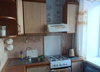 Продам 3-ком. квартиру, 58 м2, посёлок сельского типа Искра, улица Геннадия Ожгихина, 7