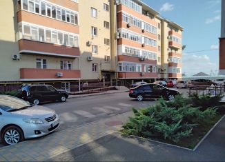 Продаю 1-ком. квартиру, 45 м2, Темрюк, улица Бувина