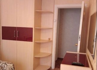 Трехкомнатная квартира в аренду, 58 м2, Новокуйбышевск, улица Репина, 9А