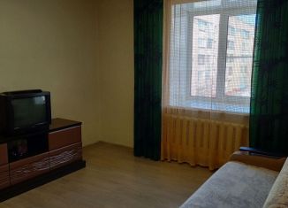 Сдам 2-ком. квартиру, 45 м2, Барнаул, Микронная улица, 9