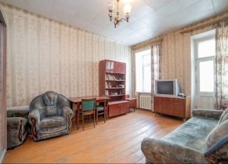 Продается 1-ком. квартира, 30 м2, Екатеринбург, улица Челюскинцев, 64А, метро Динамо