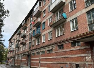 Продам 3-комнатную квартиру, 56.8 м2, Никольское, Комсомольская улица, 10