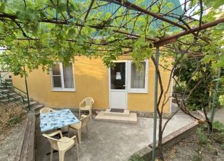 Сдаю дом, 50 м2, Геленджик, улица Ватутина, 9