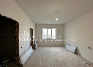 Продам 2-комнатную квартиру, 98 м2, Дагестан, Южная улица, 7