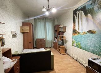 Сдача в аренду комнаты, 18 м2, Колпино, улица Веры Слуцкой, 16