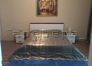 Сдается 1-ком. квартира, 40 м2, Красноярск, улица Петра Ломако, 4