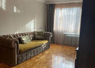 Продажа 2-ком. квартиры, 57 м2, Армавир, улица Маркова, 337