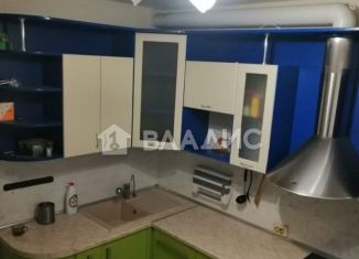 Сдам в аренду 3-ком. квартиру, 65 м2, Новосибирск, Троллейная улица, 152