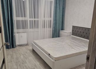 2-ком. квартира в аренду, 60 м2, Новороссийск, улица имени Владимира Бута, 6